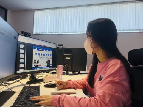 【日刊工業新聞】入社直後に一時金支給